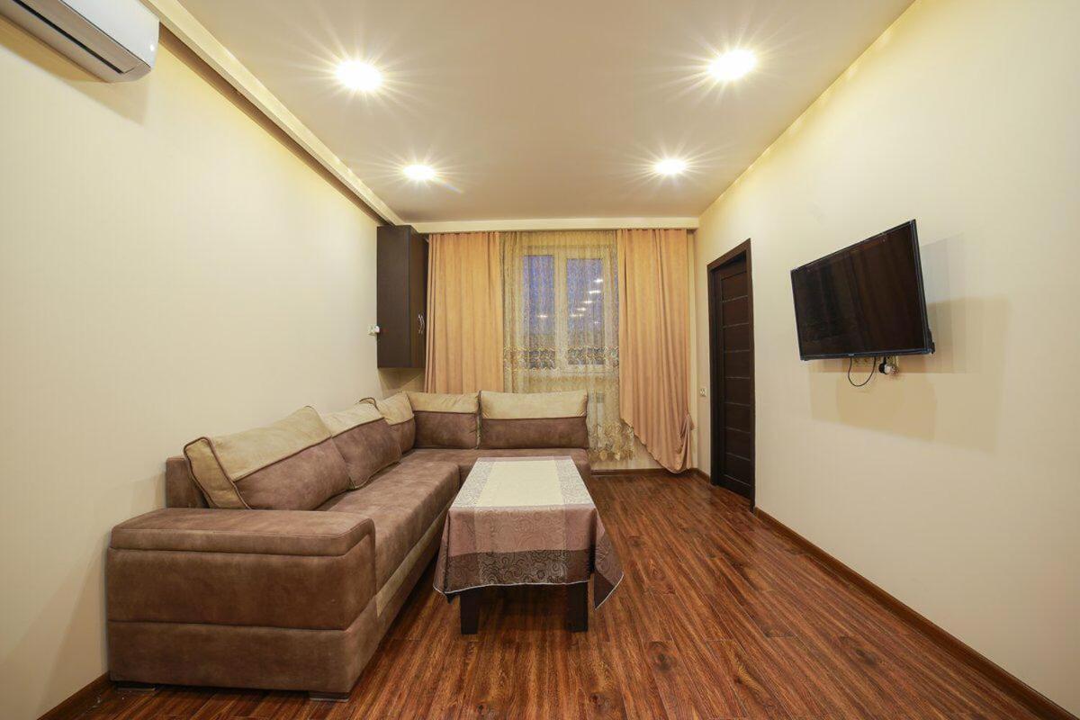 Best Apartments 耶烈万 外观 照片